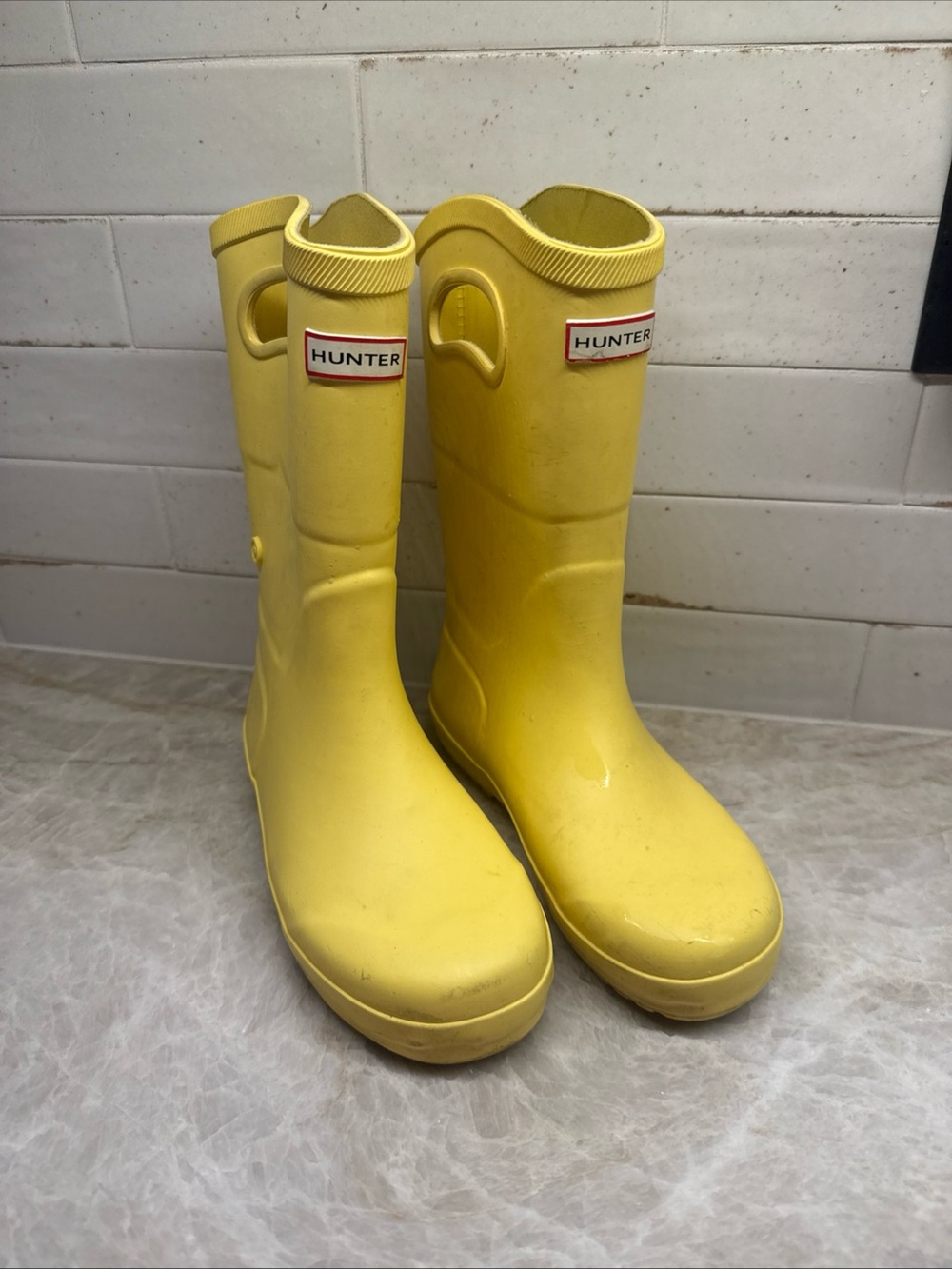 Hunter Yellow Rain Boots Girl's Size 2
